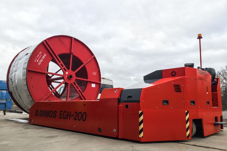 Lastaufnahme des Coiltransporters von DIMOS
