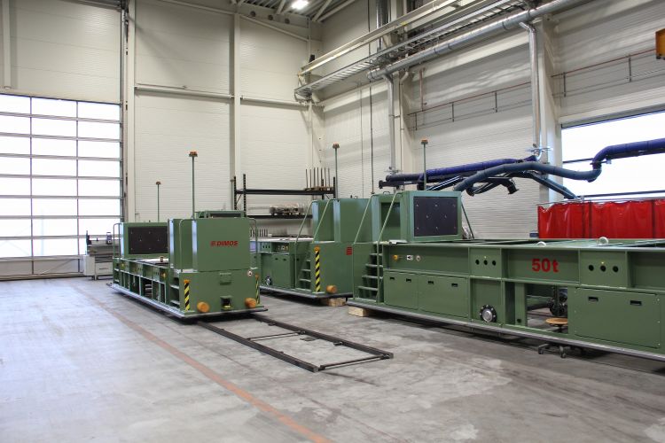 Schienengeführter Plattformwagen von DIMOS