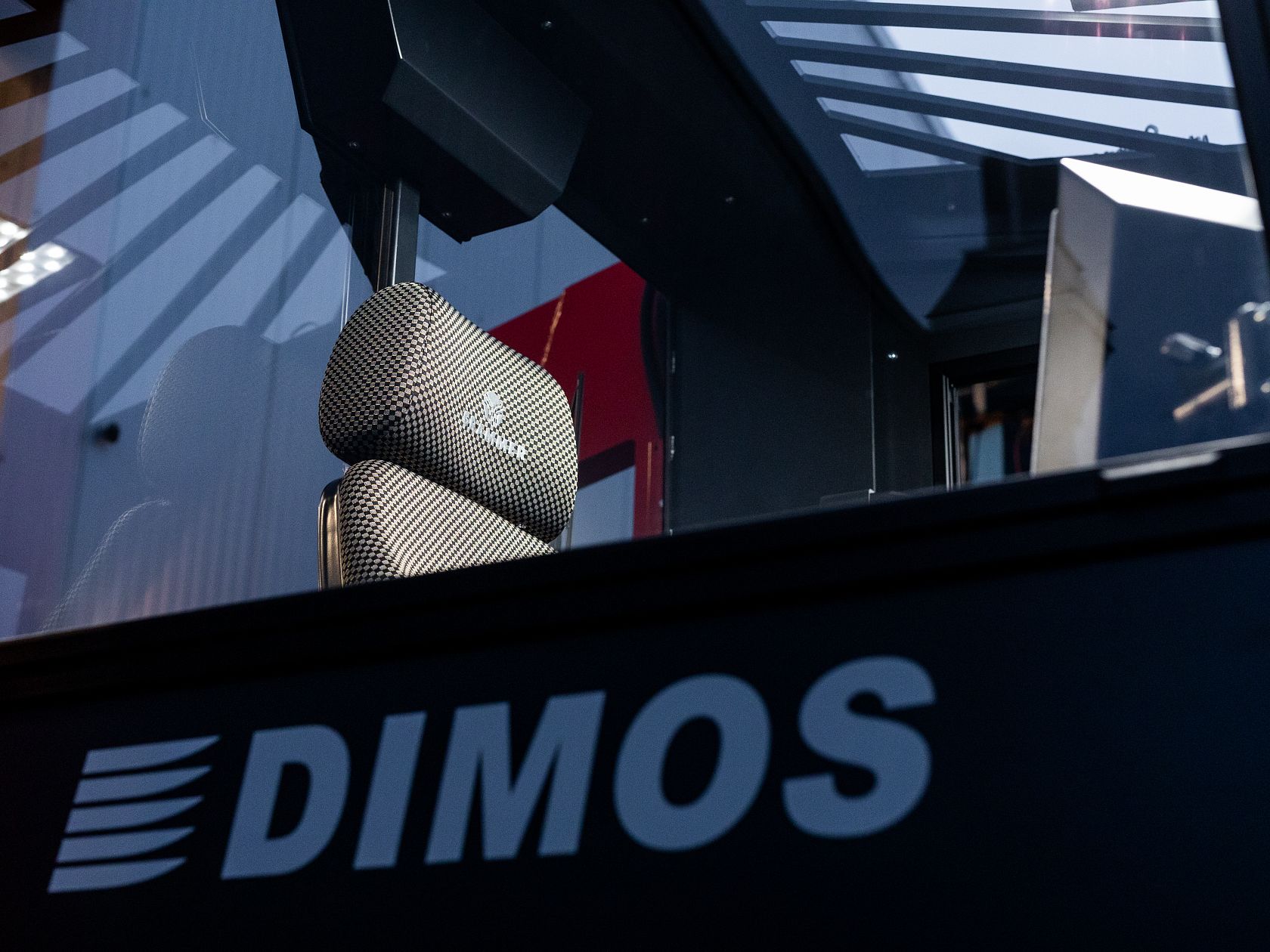 Die geräumige Kabine des DIMOS Charger