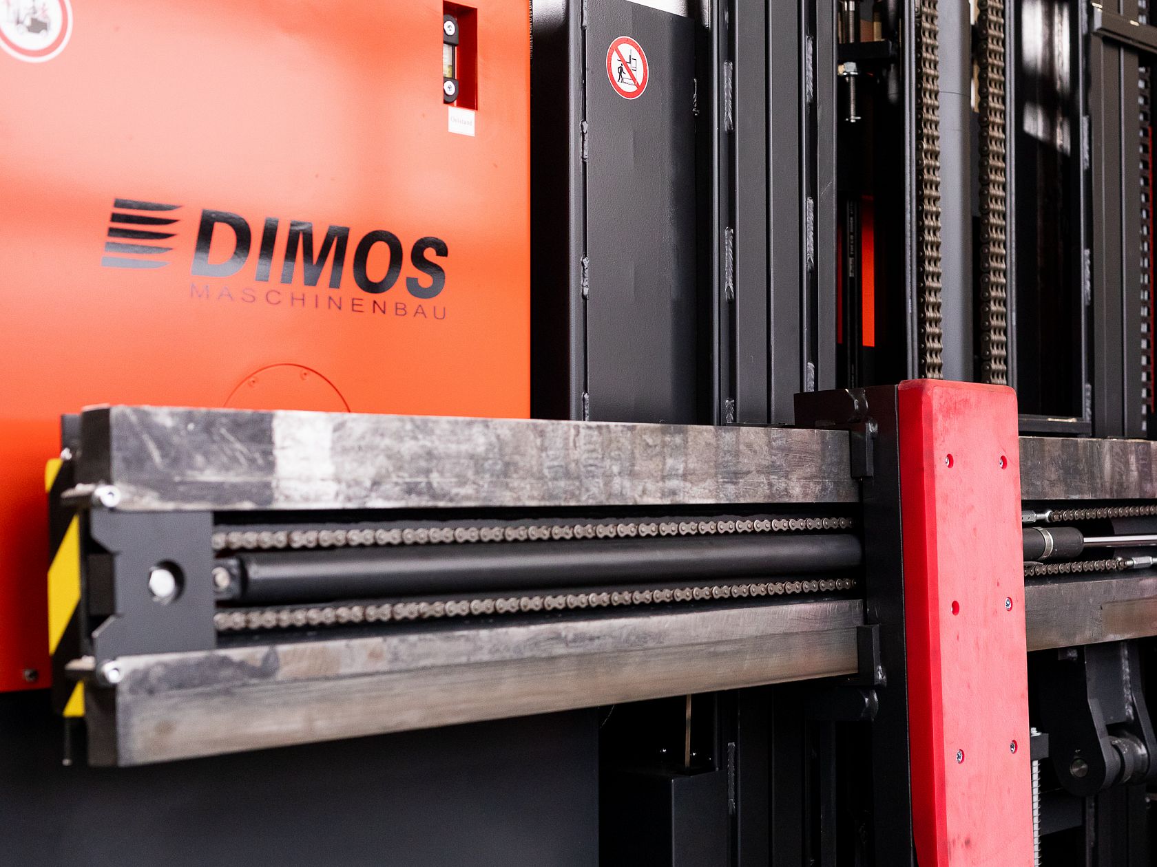 DMS Mehrwege-Stapler als AGV